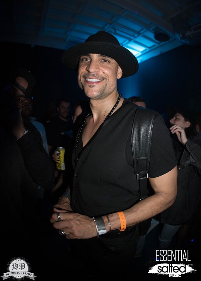 Dance floor connection