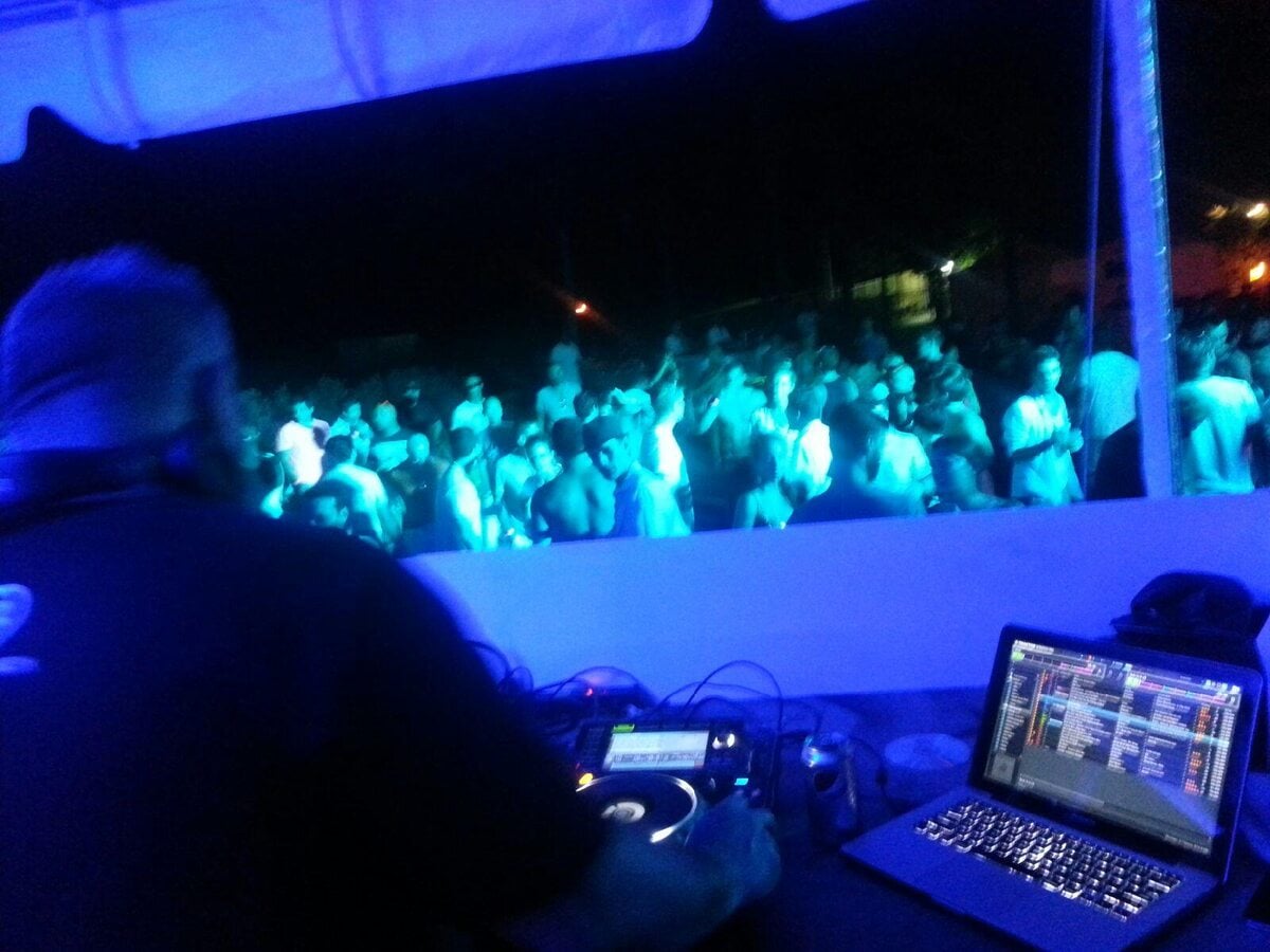 ESSENTIAL legacy moment